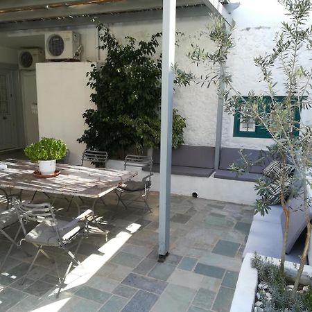 Filenia Hotel Hydra  Exterior photo